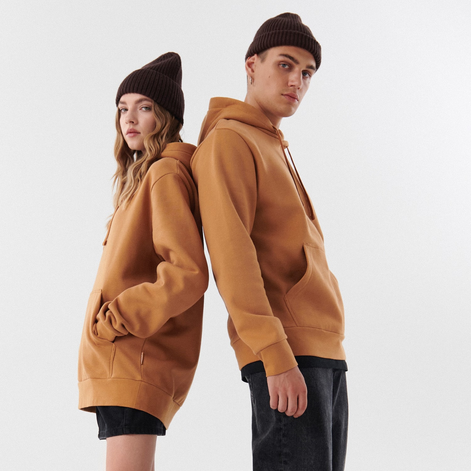 Cropp - Hanorac unisex cu glugă - Bej